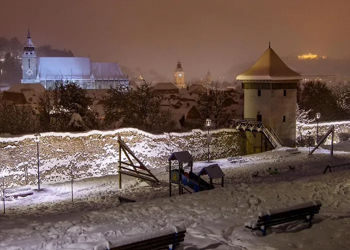 公寓 Margarets Place 布拉索夫